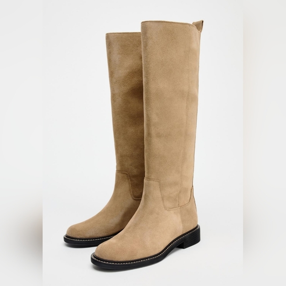 FLAT SUEDE BOOTS WITH INTERIOR LINING - Picture 4 of 8